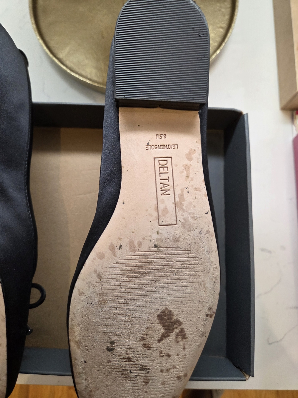 Deltan Black Ballet Flats - Picture 4 of 4